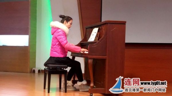 连云区召开中小学音乐教师弹唱比赛暨音乐教育
