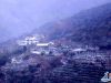 【连网】2016年11月22日，今冬第一场雪降落连云港花果山，山上已默默地裹上了銀裝，宛如仙境，进入童话世界。11月22日5时22分，迎小雪节气。小雪到，北方气温会下降到0℃以下，南方开始进入冬季，这恰好与今年的天气情况相符合。而每年到了这个时候，就要开始下雪了，但雪量不是很大，所以才叫“小雪”。范守梅 赵俊 摄