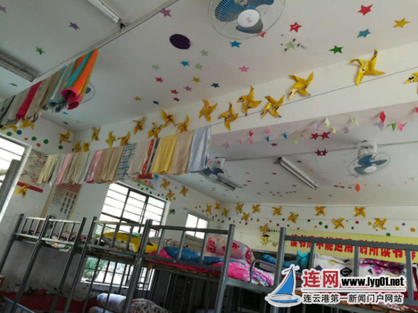 四队小学开展 最美寝室评选活动