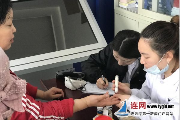 新南街道玉龙社区整合医疗资源打造高质量社区