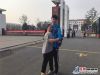 家长和考生拥抱