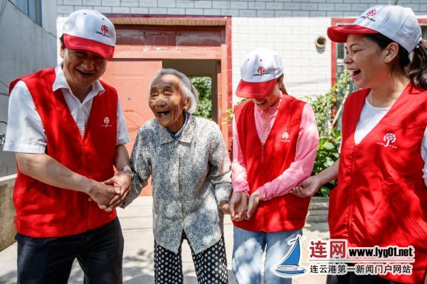 江苏核电有限公司组织慰问宿城区域高龄老人