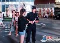 【暖新闻】小礼物“袭”警，背后是浓浓警民情