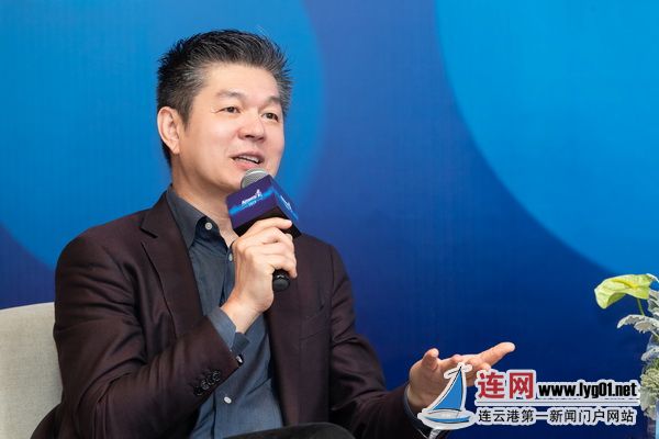 安利亚太区总裁及安利（中国）董事长颜志荣